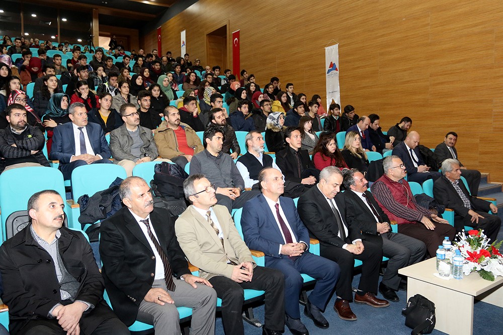 AİÇÜ’de “21. Yüzyılın Jenerik Teknolojileri, CERN ve Türk Hızlandırıcı Merkezi” Konulu Konferans Düzenlendi