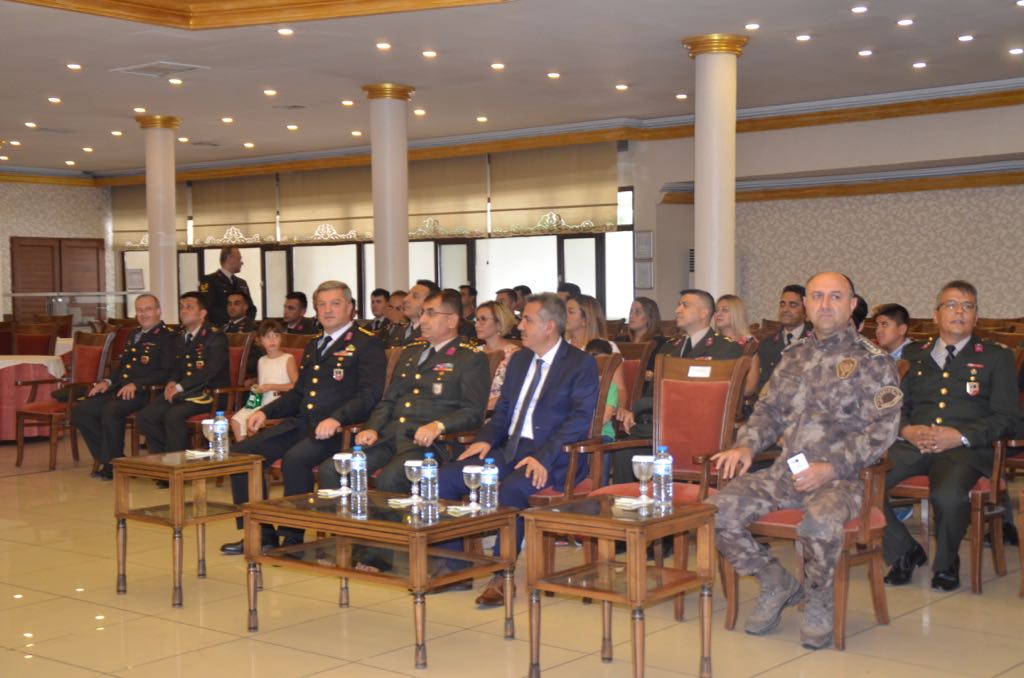 Vali Elban, Askeri Personelin Rütbe Terfi Törenine Katıldı