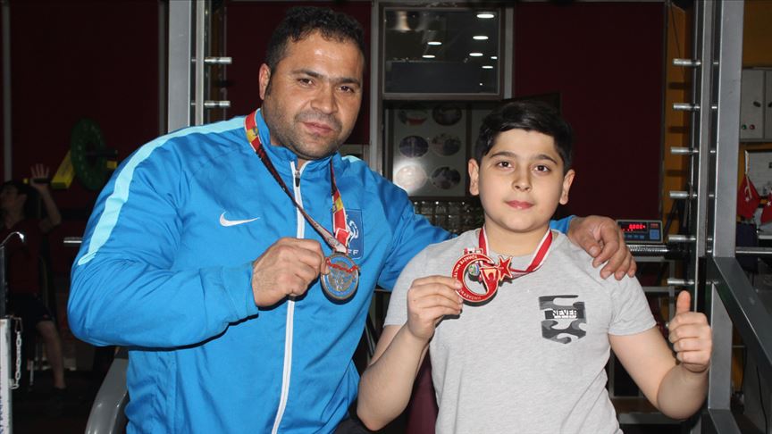 Ağrılı Halterci Batuhan Akbaş Türkiye Şampiyonu Oldu