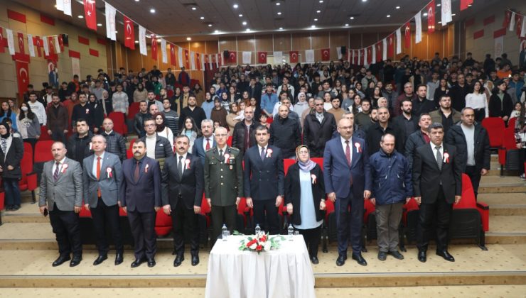 Ağrı’da İstiklal Marşı’nın kabulü ve Mehmet Akif Ersoy’u Anma Günü kutlandı