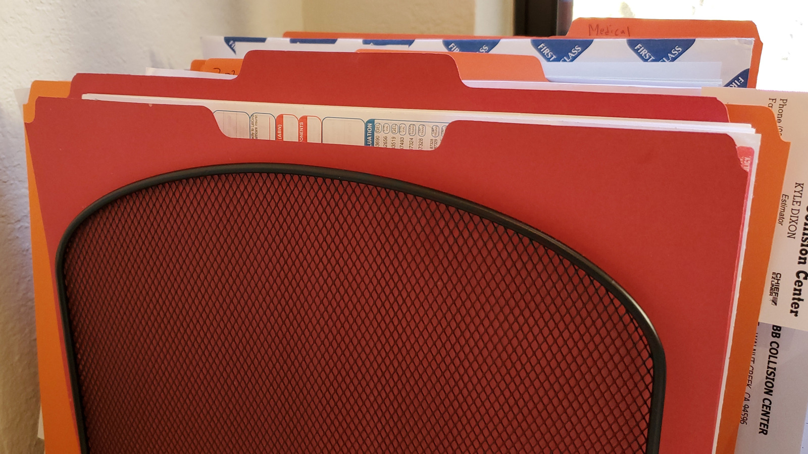 Evinizdeki Dosya Tutucuyu Yeniden Kullanmanın 12 Yolu