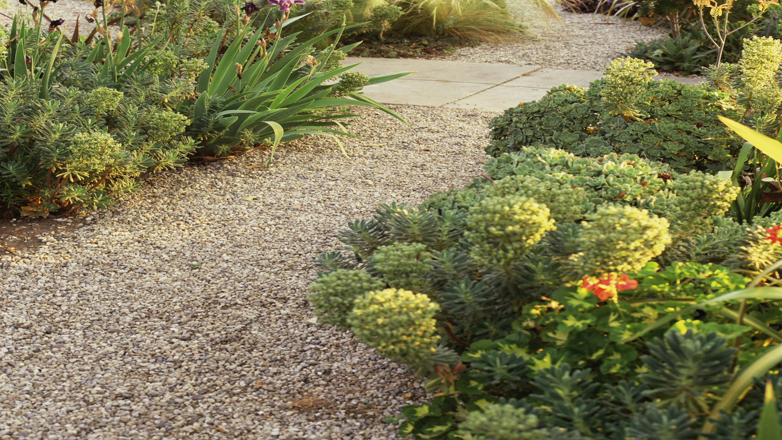 Yollar İçin Harika, Çakıl yerine Güzel Kaya Alternatifi