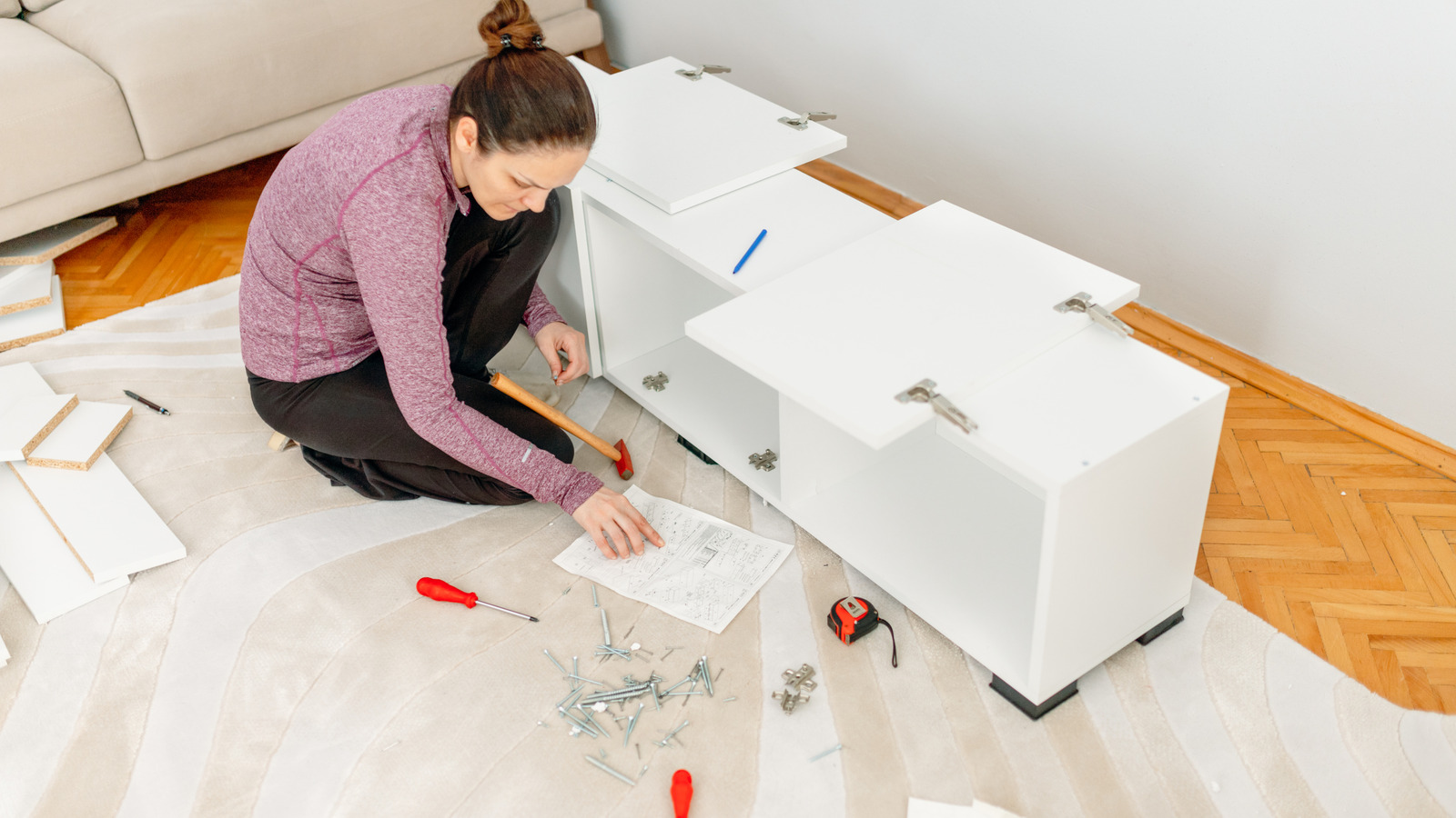 Uygun Fiyatlı IKEA GURSKEN Komidin'i Lüks Bir Konsola Dönüştürün