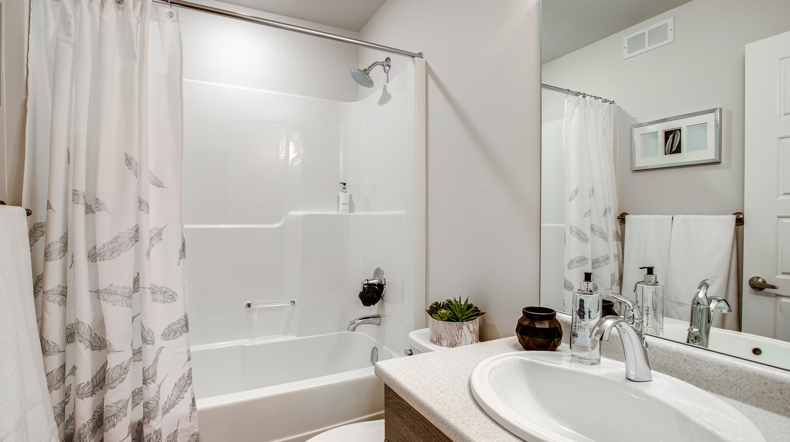 Zarif Ekstra Uzun Duş Perdesi İçin Kendin Yap İpuçları