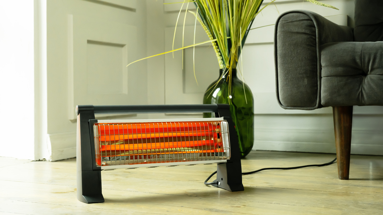 Bir odayı etkili bir şekilde ısıtmak için alan ısıtıcıların nereye yerleştirilmesi