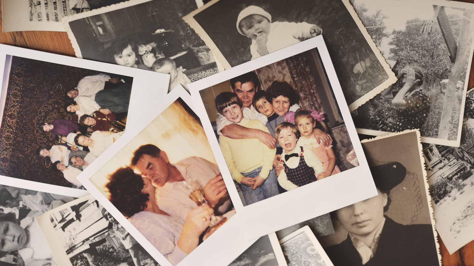 Aile fotoğrafları için güzel bir ekrana bir tur atma pimini yeniden kullanın