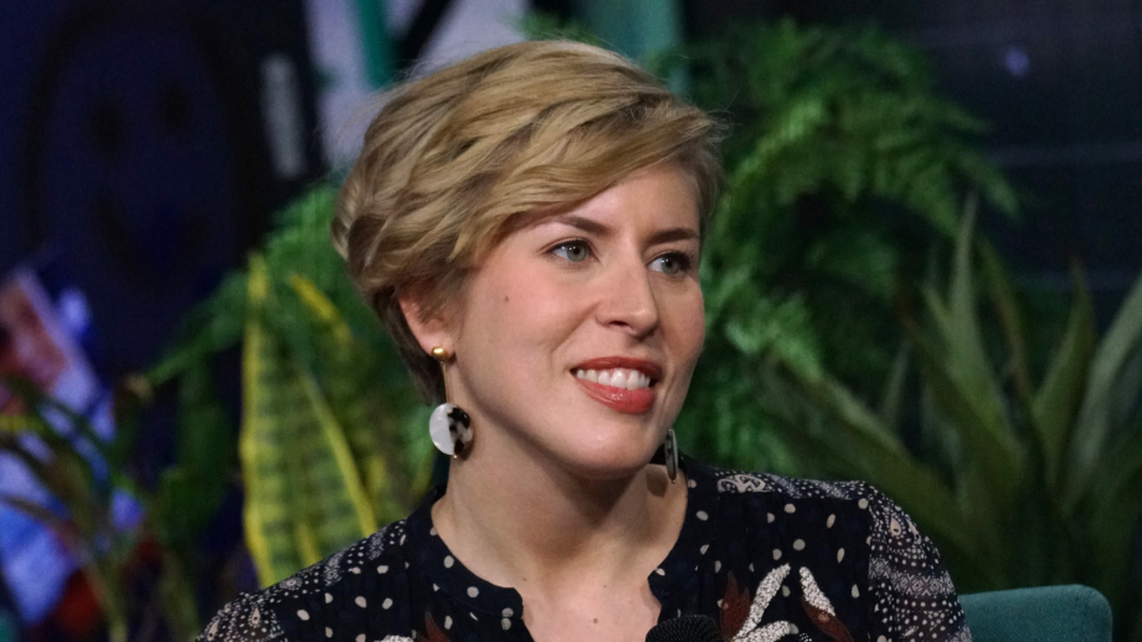 Erin Napier'in Mutfak Tasarımı, büyük retro titreşimler veren bir cihaza sahiptir.