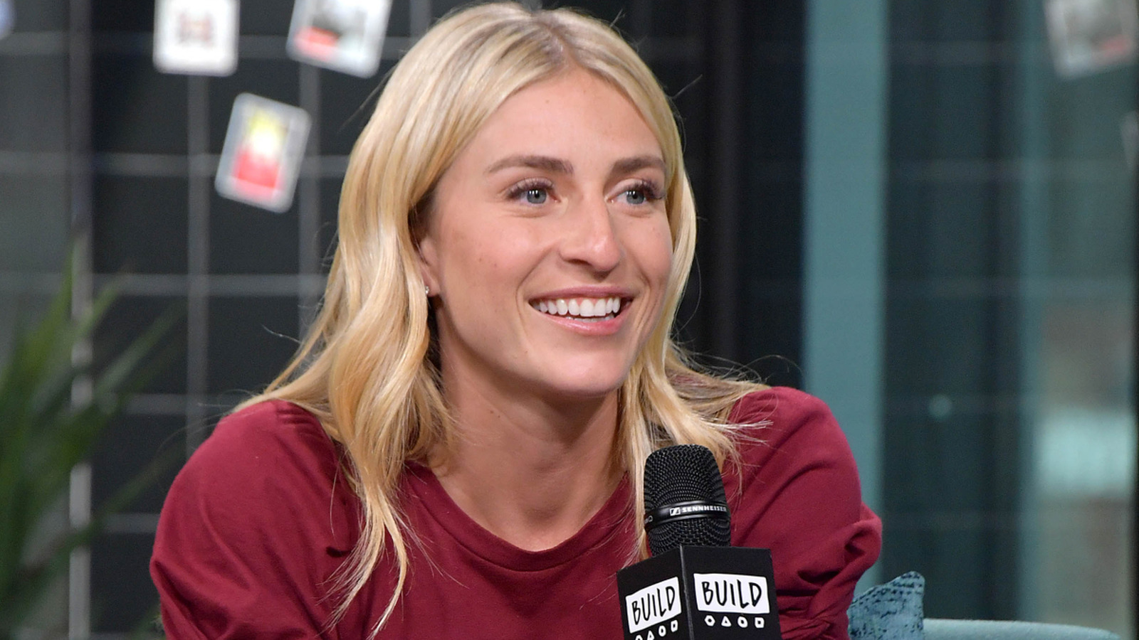 HGTV yıldızı Yasemin Roth, temel dolap kapılarına çarpıcı bir yükseltme nasıl verir