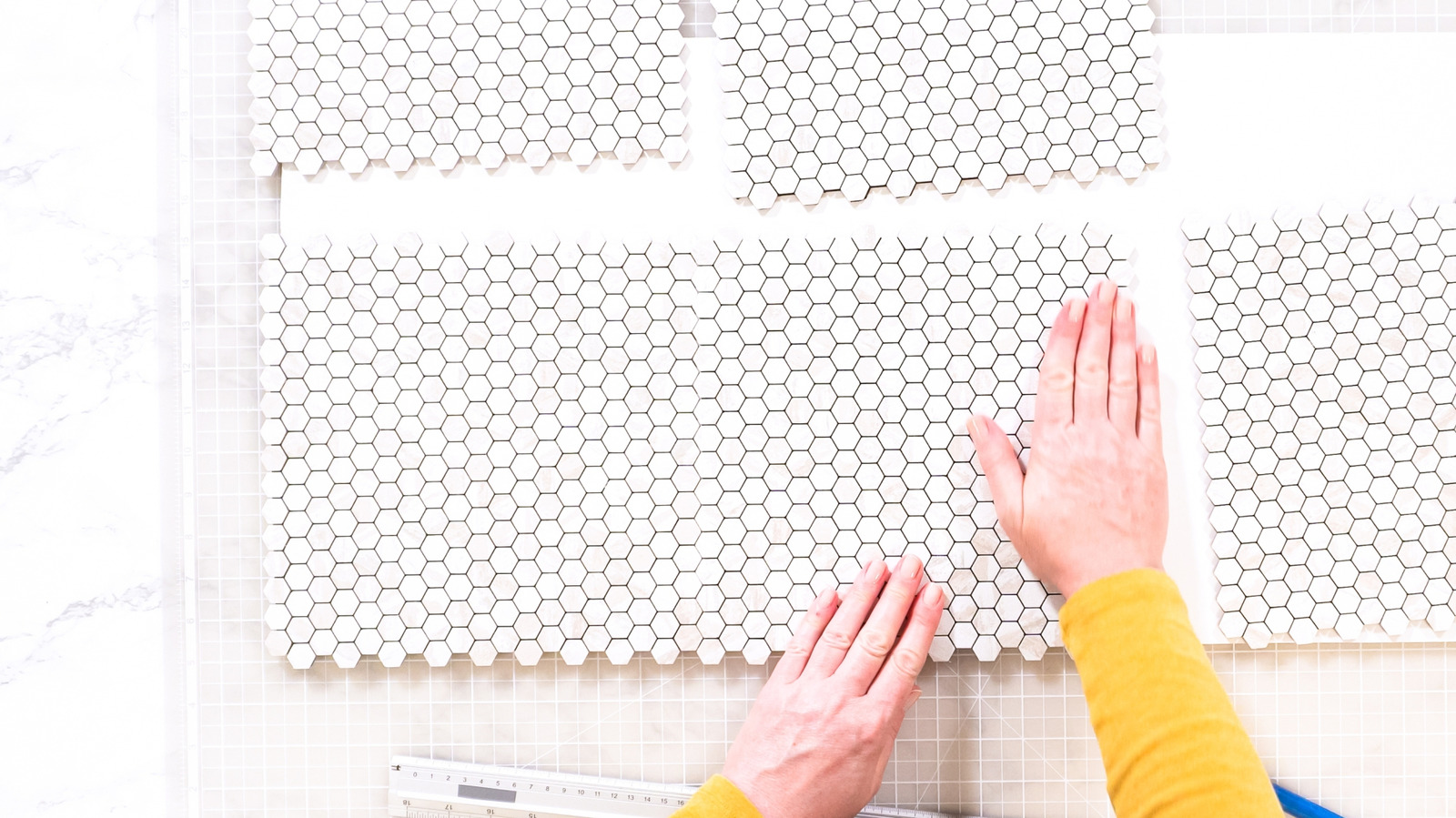 Güvenilir kabuk ve yapışkan yer karoları için en iyi markalar süren markalar