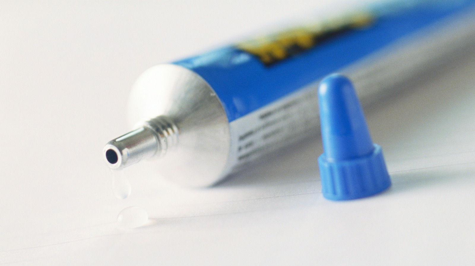 Süper tutkalınızın ömrünü kısaltan depolama hataları