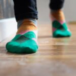 Hızlı ve uygun fiyatlı bir düzeltme ile gıcırtılı parke zeminlere son verin