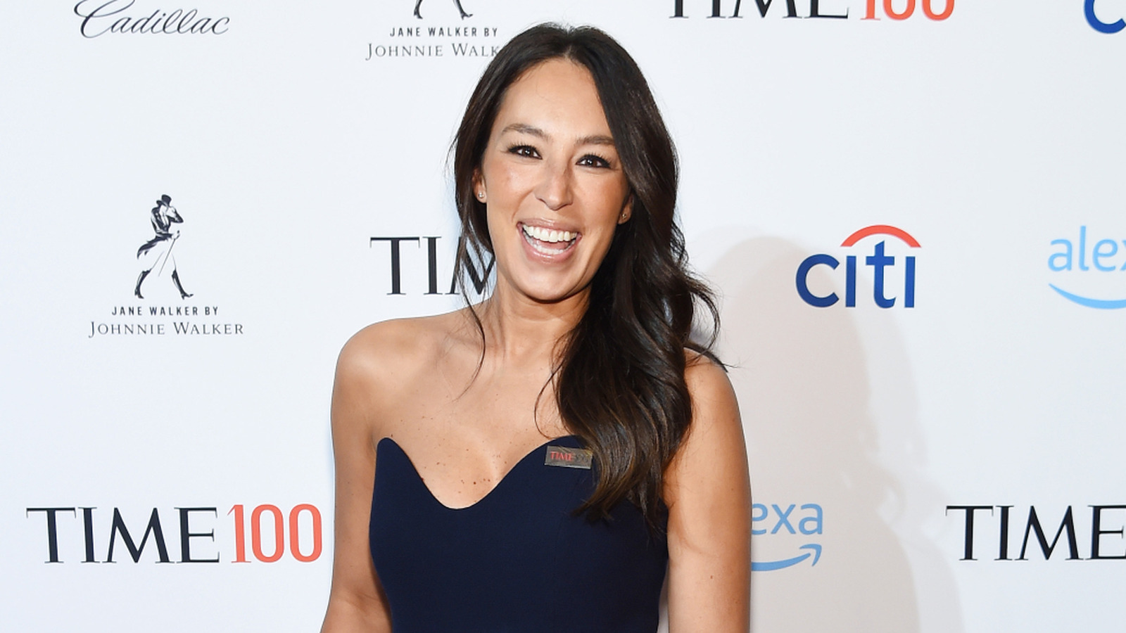 Fixer Upper'dan Joanna Gaines, bugünün eşsiz kabine trendlerinden birinden çok ilerideydi