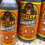 Gorilla Glue'nun gerçekte nerede ve nasıl yapıldığı (ve neden bu kadar ünlü)