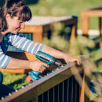 Bütçeye lüks bir görünüm için süslü bir demir çit