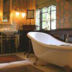 Küçük banyonunuzu daha da sıkışık hale getiren tasarım detayı