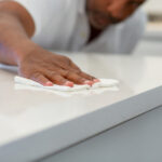 Kuvars tezgahınıza bir ortak temizlik ajanı ile bilmeden zarar veriyorsunuz