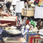 Biblolarınızı güzel bir şekilde sergilemeniz gereken antika