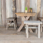 Zımparalamadan modası geçmiş ahşap mobilyalar nasıl üzülür