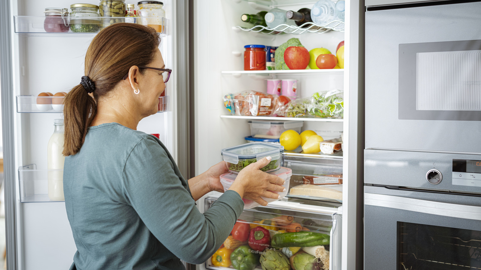 Dağınık buzdolabınız için bir oyun değiştirici olan uygun fiyatlı IKEA öğesi