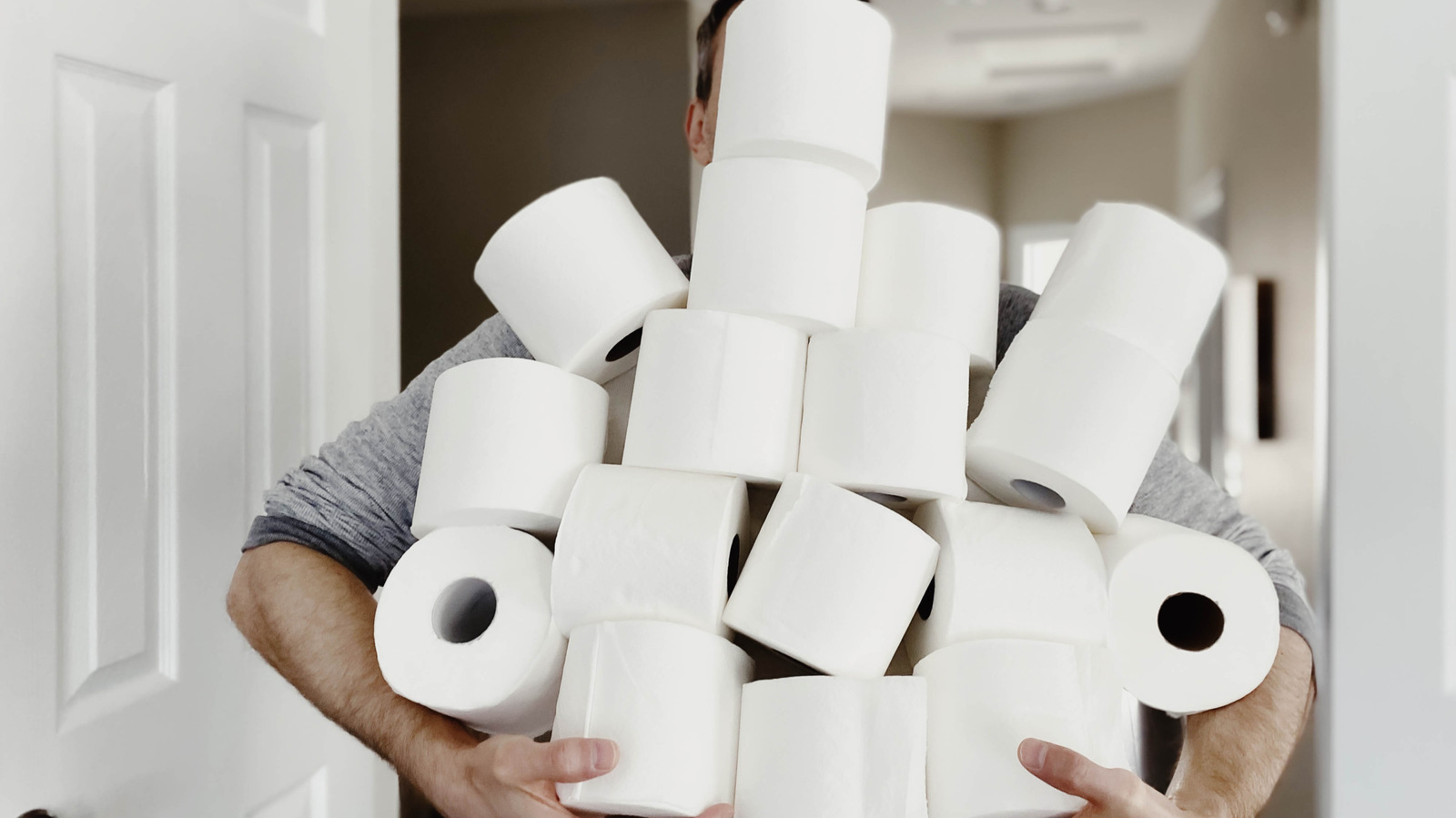 Banyo için tuvalet kağıdı depolama olarak ikiye katlanan giriş yolu elyafı