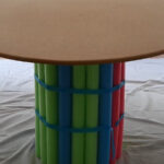 DIY Havuz Erişte Yan Masa ile Alanınıza Bir Pop Glam Ekleme