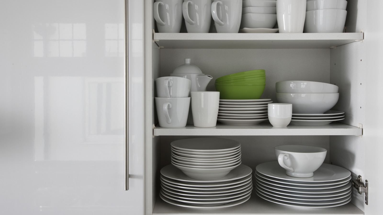 DIY Gerekçesiz istiflemeden kurtulacak daha iyi bir plaka raf sistemi