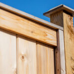 Yarım turlu bir eklemi olan ahşap bir çit direğine nasıl uzunluk eklenir