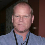 Mike Holmes'un kiremit yükleme ve çatlakları önleme tavsiyesi