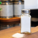 Tuz ve karabiber çalkalayıcıları yeniden tasarlamanın 15 yararlı yolu