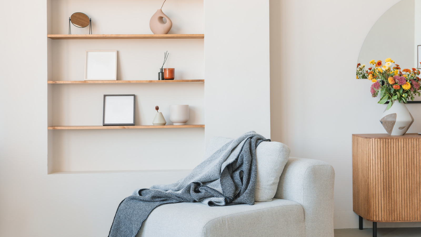 Minimalist bir görünüme giderken izlenecek altın kural