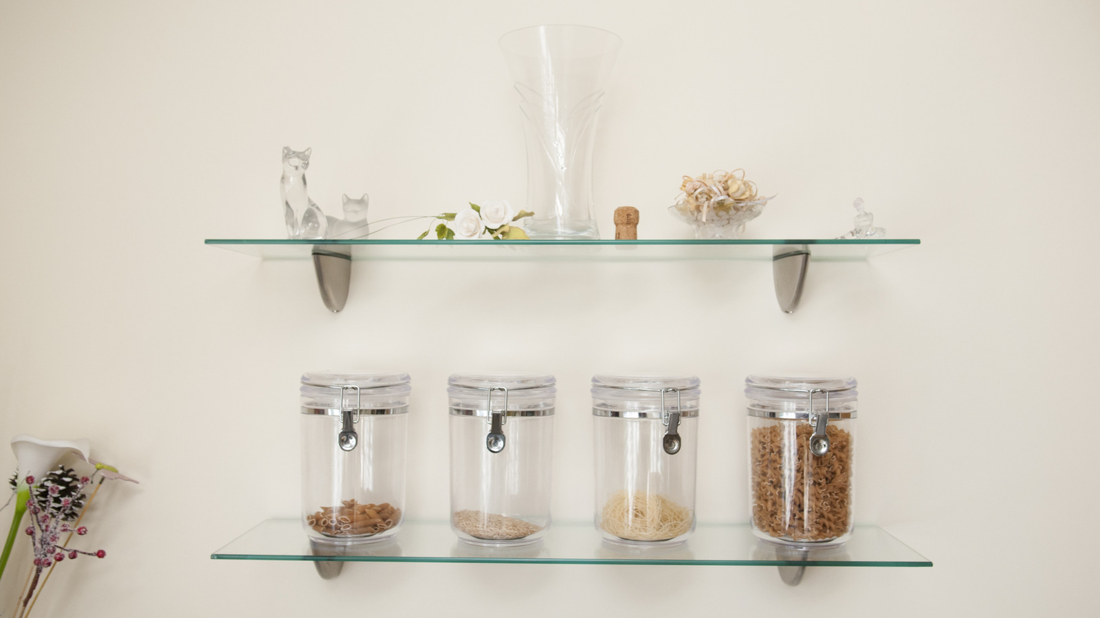 Yüzen cam raflar ne kadar güvenli?