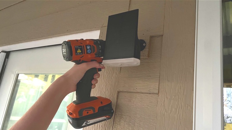 El Sondaj Güneş Işığı Duvara