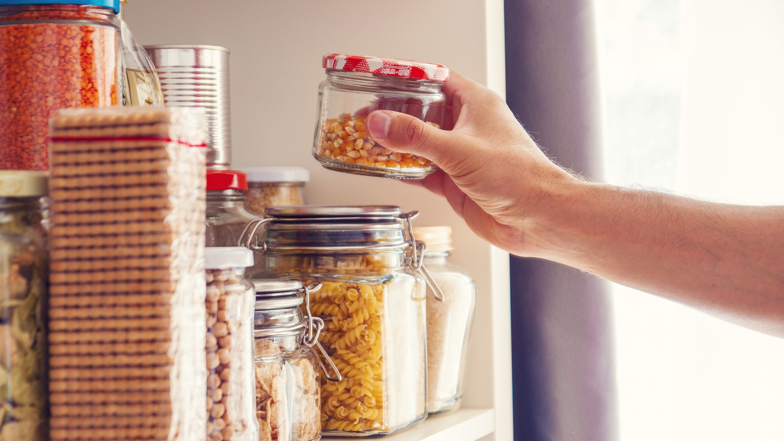 Neden Ikea Brimnes Dolapınızı Küçük Eviniz İçin Kiler