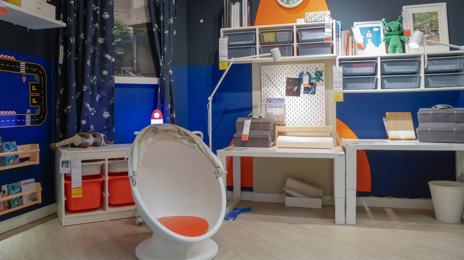 Bu dünyanın dışındaki çarpıcı vintage 70'lerin lambası