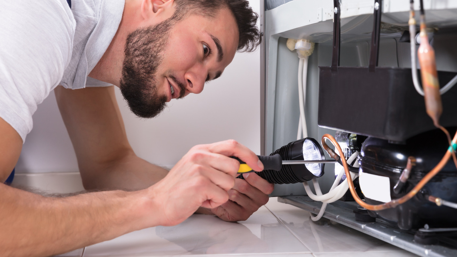 Kırık cihazları onarma Evinizi satmadan önce: buna değer mi yoksa zaman kaybı mı?