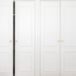 Ucuz bir IKEA ile anında dolap kapılarını ekstra depolamaya dönüştürün