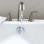 Cilalı nikel banyo musluğunuzu nasıl yenilersiniz