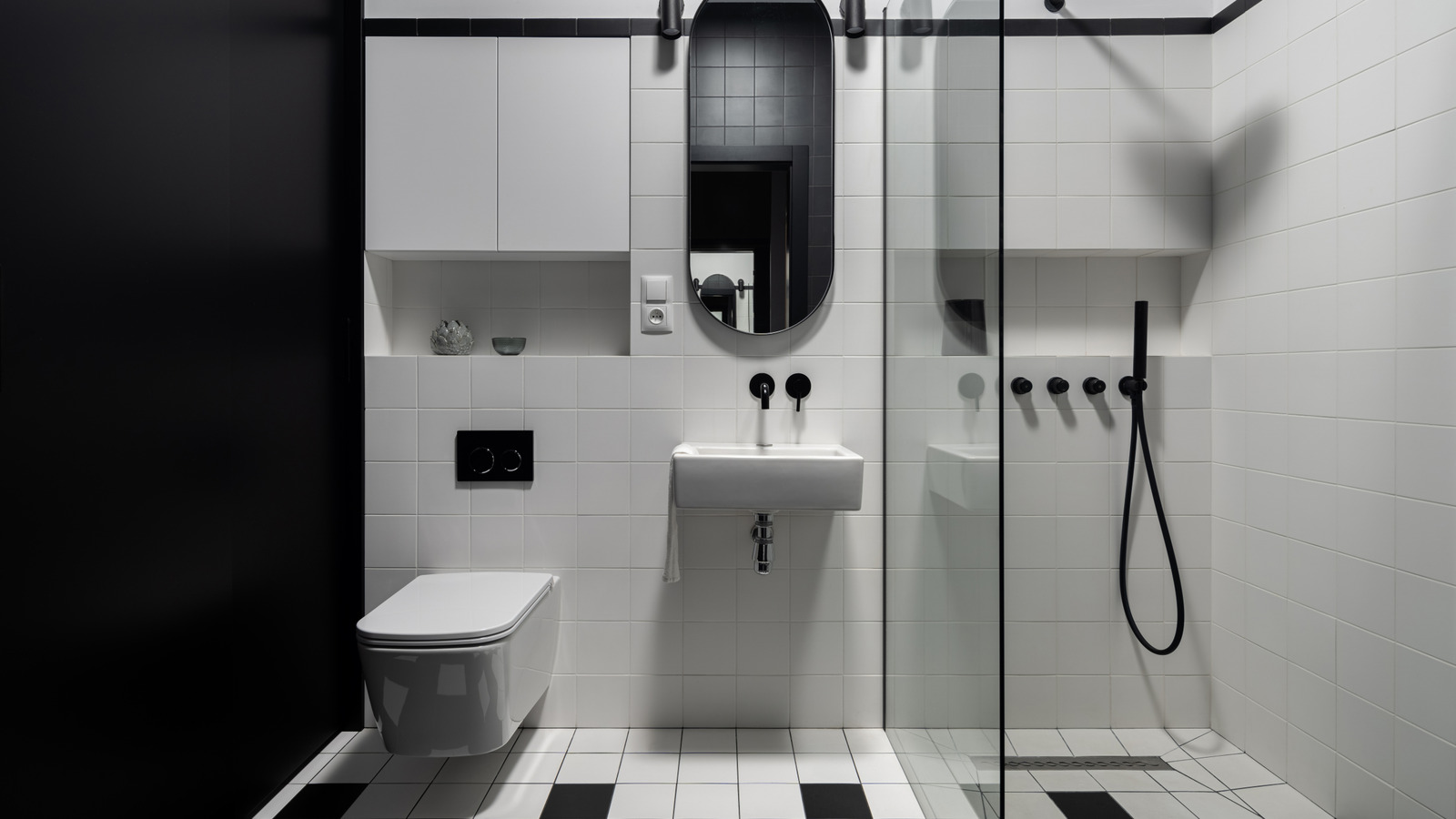 Alanınızın olduğundan daha küçük görünmesini sağlayacak banyo rengi seçenekleri