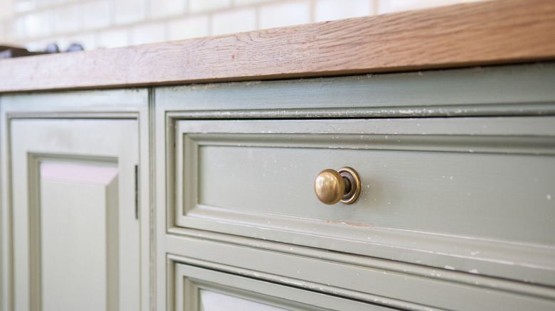 Pirinç yuvarlak çekmece çeker