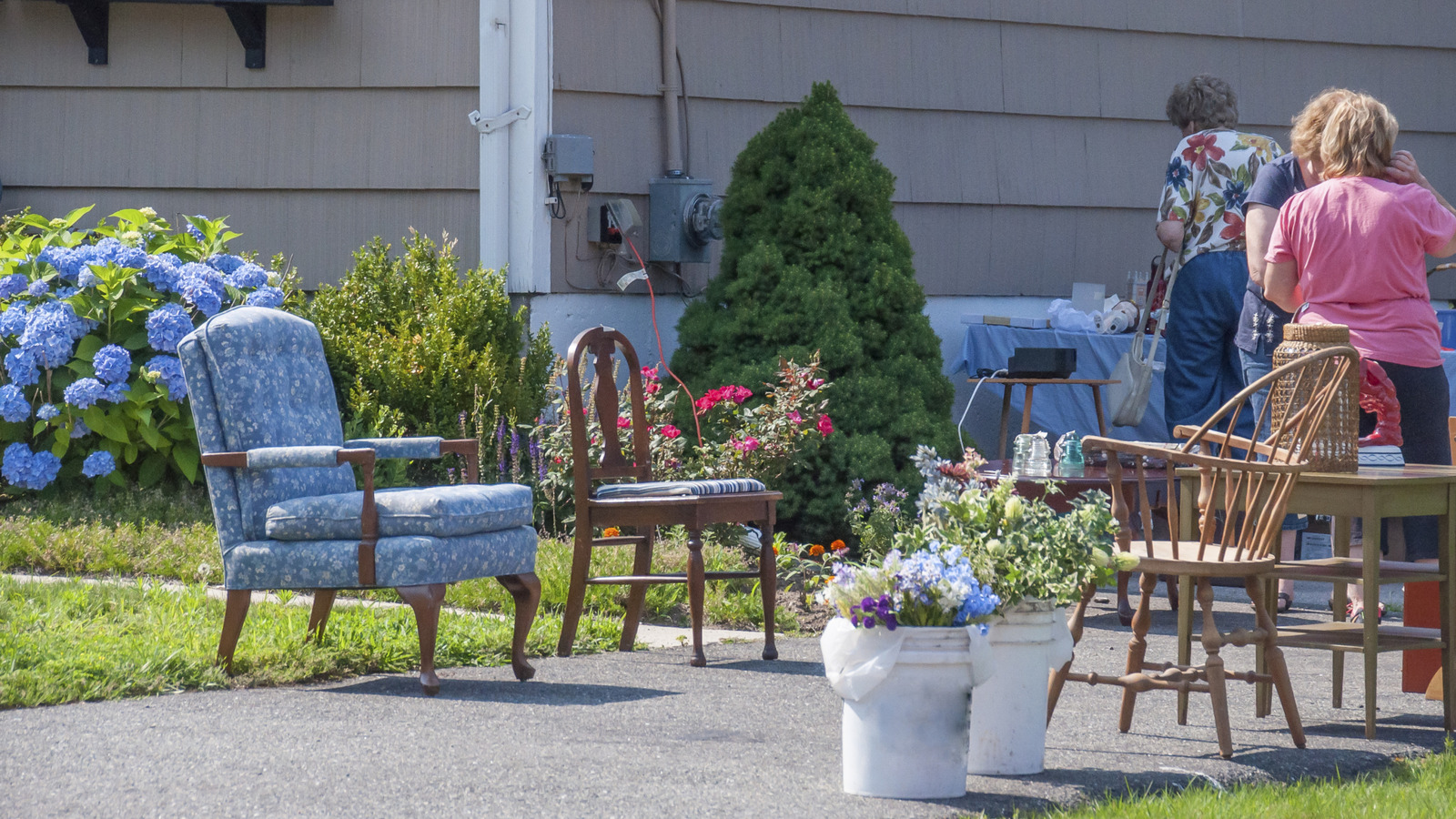 Azalan emlak satışı, verandanızı bir bütçeyle güzelleştireceğini bulur