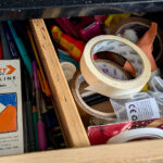 Dollar ağacından gizli bir mücevher ile Declutter ve Düzenli Dağınık Önemsiz Çekmeceler