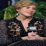 Erin Napier, daha az çerez kesici bir alternatif için modaya uygun bir karo backsplash'ı terk ediyor