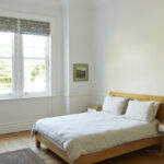 Ultimate Showstopper Duvarı için mevcut bir pencerenin etrafında bir dolap oluşturun