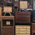 Eşsiz ev aksanı herkesin kırık mobilyalara baktığı