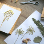 Birkaç uygun fiyatlı malzemeye sahip DIY Vintage Doğa'dan İlhamlı Duvar Plakları