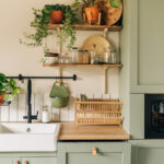 Yazın en sevdiği yeşili zamansız hale getiren renk eşleşmeleri