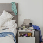 İnsanlar bu akıllı tiding hack için yatak odalarında spatula tutuyor