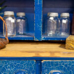 Mason kavanozlarına güzel ev dekoru olarak yeni bir hayat veren kolay tasarruf mağazası flip