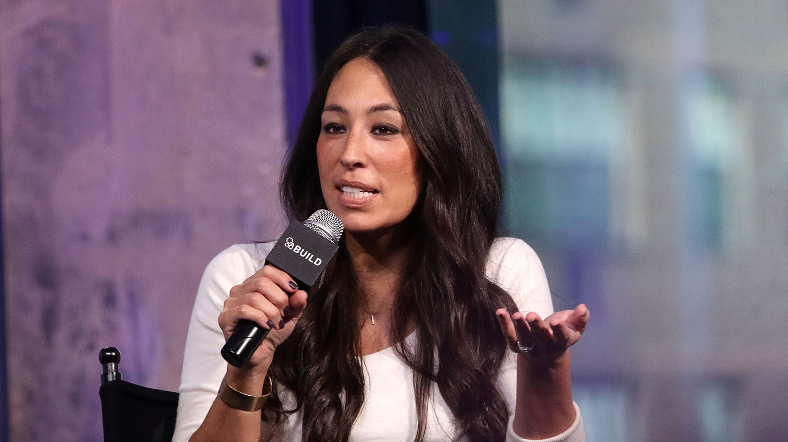 Fixer Upper'dan Joanna Gaines, başlamadan önce Giriş Yolu Dağınıklığını Nasıl Önler?