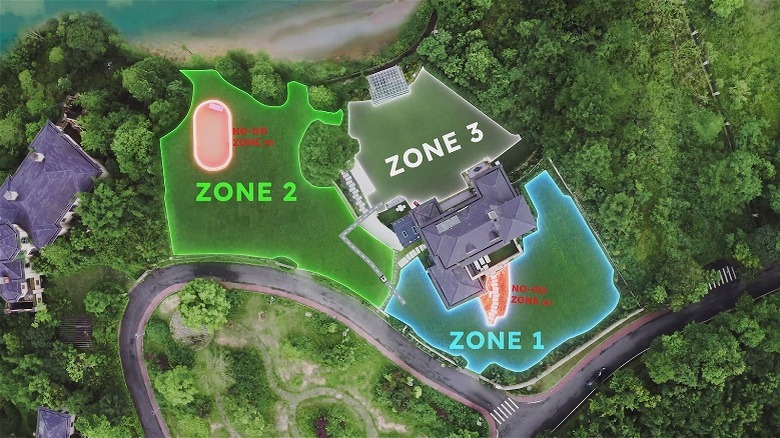 Bir evin etrafında biçme bölgelerini gösteren bir uydu görünüm haritası